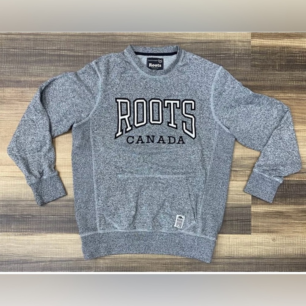 Roots Canada Gray Long Sleeve Pullover Sweatshirt Women's XS (fits like a Small)